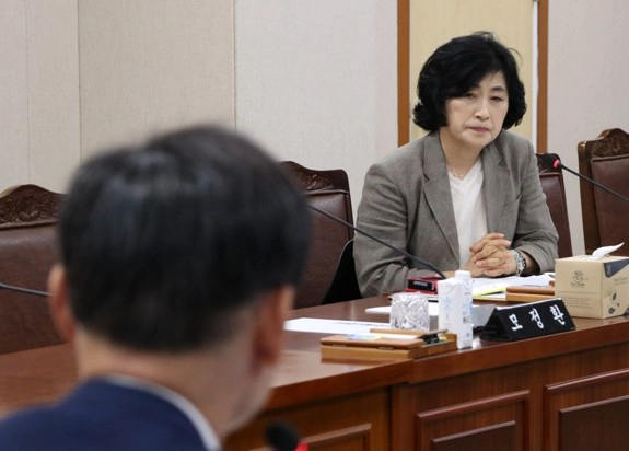 ▲ 전남인재평생교육원 업무보고회에서  전서현 의원