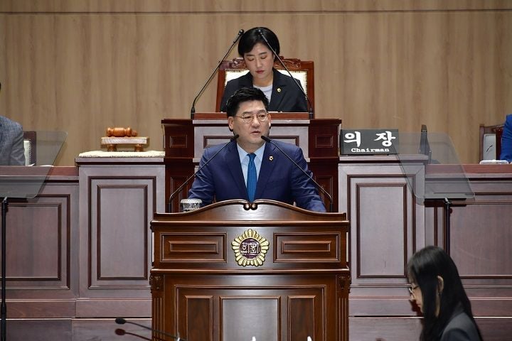 ▲5분자유발언하는 심철의 의원