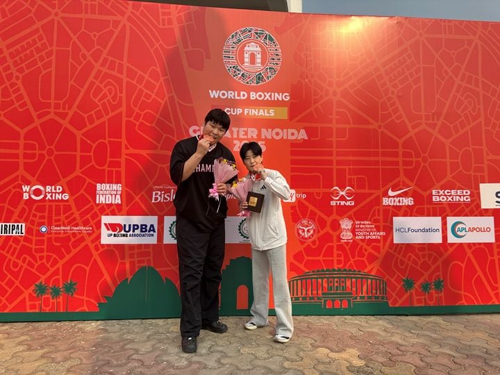 화순군청 복싱부(왼쪽부터 주태웅 선수, 박초롱 선수) ⓒ화순군