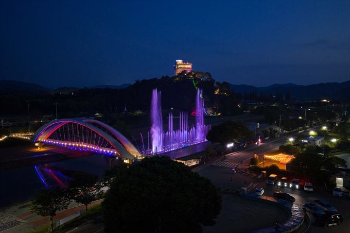 화순 꽃강길 음악분수 전경 ⓒ광주 광산구