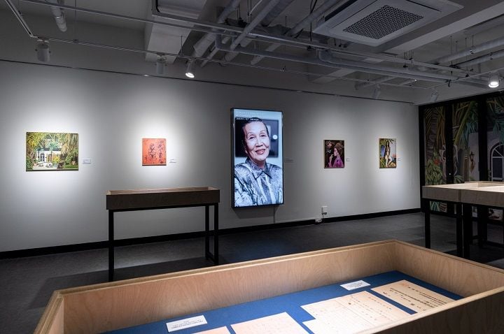 고흥군이 천경자 화백 추모 10주기 리마스터전의 여운을 잇는 상설전을 운영한다.