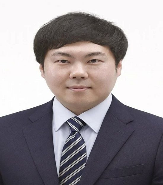 조국혁신당 박현수 목포시의원 예비후보가 ‘메기효과’를 통해 기초의회 경쟁 구조 전환을 제시했다.