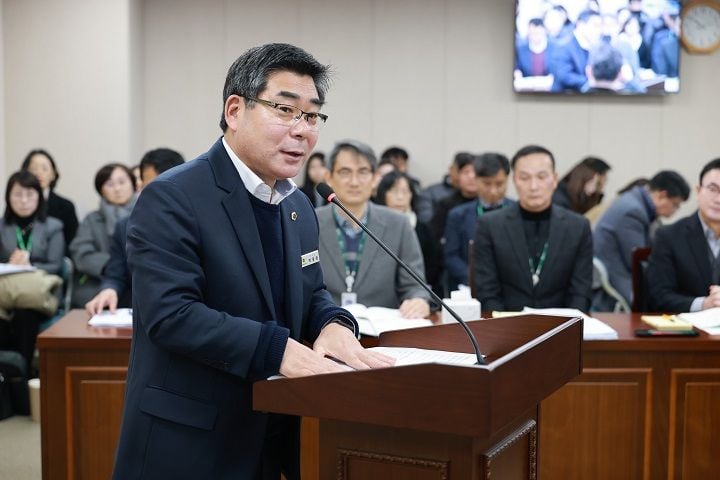 전남도의회 박종원 의원이 대표 발의한 영농부산물 안전처리 조례안이 상임위를 통과했다.