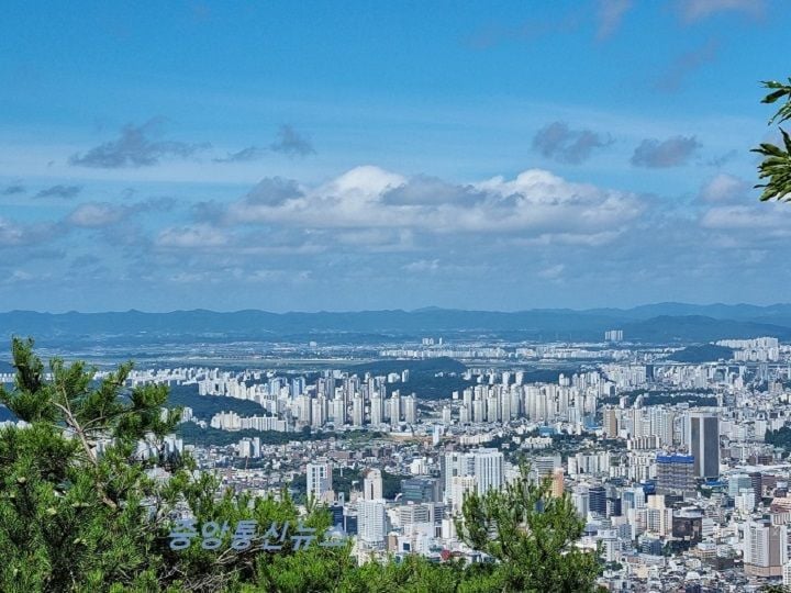 전남광주통합특별법 국회 통과…강기정 “광주·전남, 두 번째 역사적 등장”