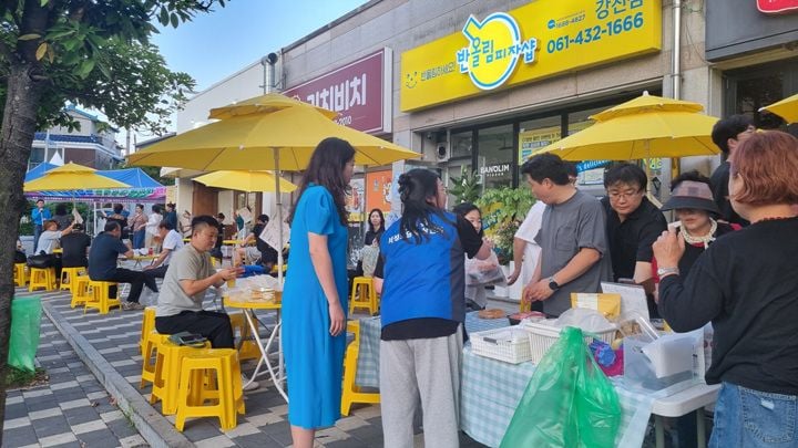 지난해 개최된 서성도담길 골목상권 행사 ⓒ강진군