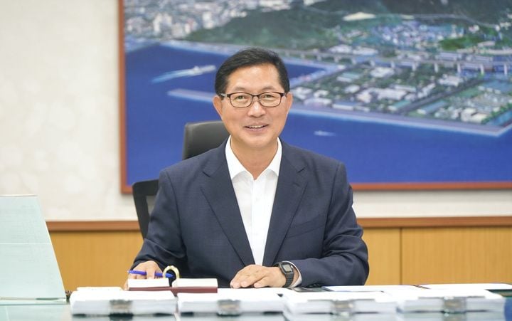 강성휘 목포시장이 전남광주통합특별시 주청사를 무안에 둬야 한다는 입장을 확고히 하고, 서남권 6개 시·군과 연대해 광주 중심의 행정 집중과 공동화 방지에 총력을 기울이기로 했다
