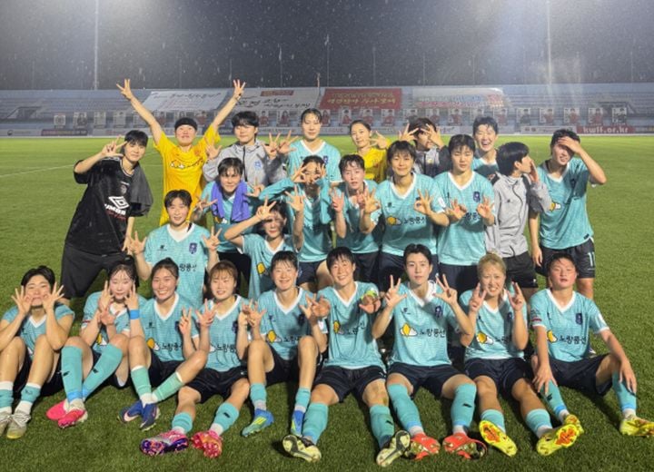 강진 스완스WFC가 19일 상무와의 WK리그 16라운드에서 곽로영의 결승골로 1-0 승리를 거두며 11경기 만에 무승 고리를 끊었다