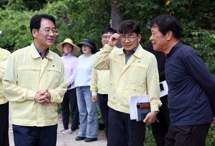 강진군이 지속된 강수량 부족으로 관내 저수지 저수율이 급감함에 따라 영농기 농업용수 확보를 위한 비상 대응 체제에 돌입했다.