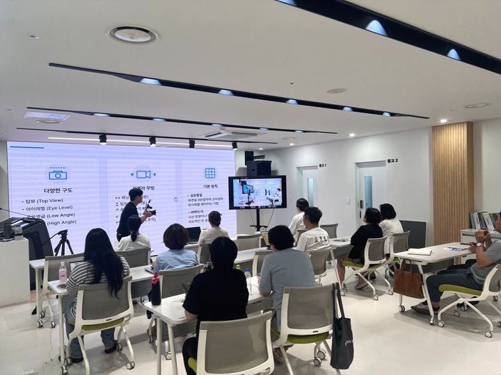전남광주통합특별시 북구가 오는 10월까지 소상공인 신성장 지원센터에서 소상공인 30여 명을 대상으로 생성형 AI 활용 마케팅 교육을 실시한다.