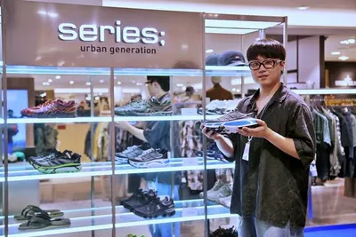 광주신세계, ‘시리즈’ 편집샵 호카∙온러닝∙아식스 입점