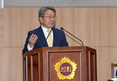 강기정 광주시장, 제337회 임시회 제3차 본회의 참석