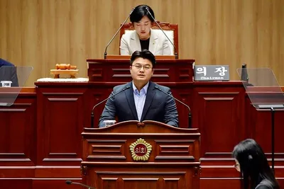 “어린왕자 사라지고 난간 녹슬어”…서창 감성조망대 안전·환경 논란