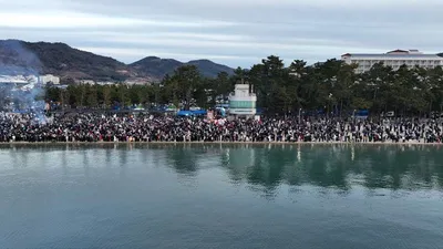 2만 명 운집한 보성 율포솔밭해수욕장 해맞이 현장