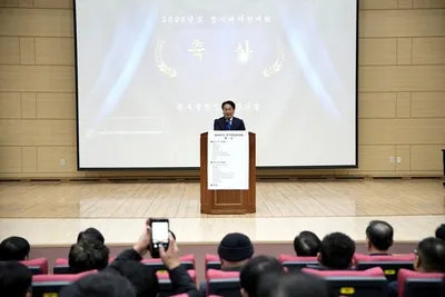 강기정 시장, 한국노총 광주지역본부 모범근로자 표창