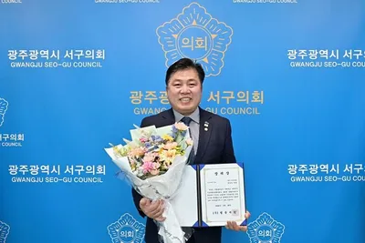 전승일 서구의장, ‘지방의정대상’ 수상…의정평가 5관왕 달성