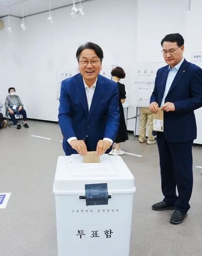 제9회 지방선거 광주 사전투표 시작… 통합특별시장 등 117명 선출