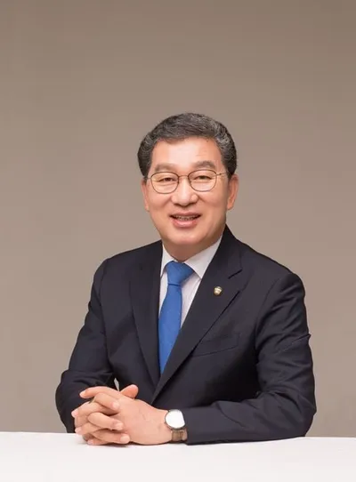 신정훈 의원 "태양광 모듈 시장 중국산 침투…국내 산업 기반 위기"