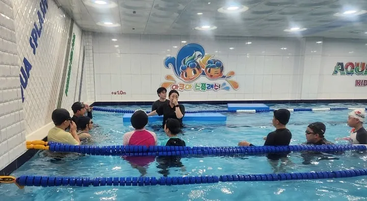 ▲목포영산초 생활수영실기교육ⓒ전남교육청